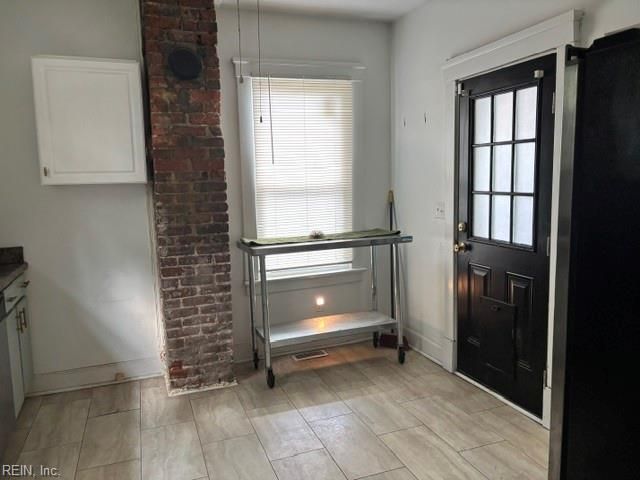 1524 Mathews TER, Portsmouth, VA 23704