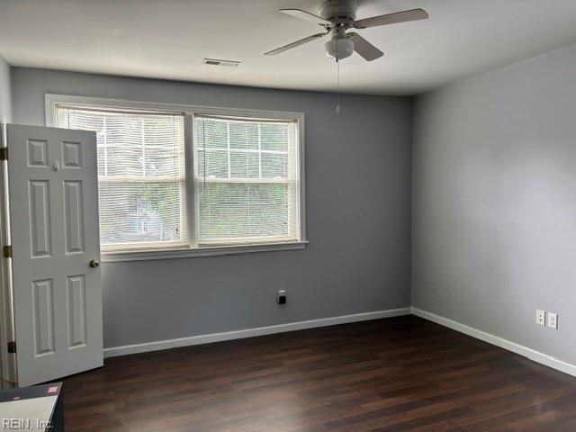 1524 Mathews TER, Portsmouth, VA 23704