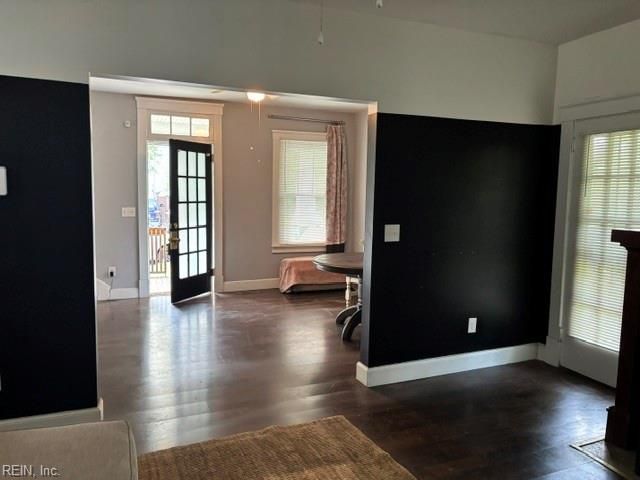 1524 Mathews TER, Portsmouth, VA 23704