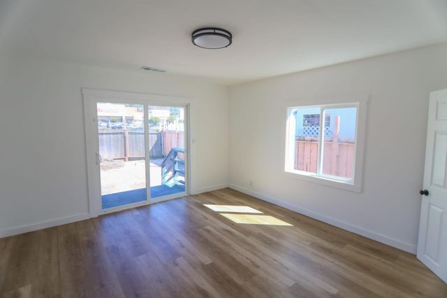 7114 Halliday, Oakland, CA 94605