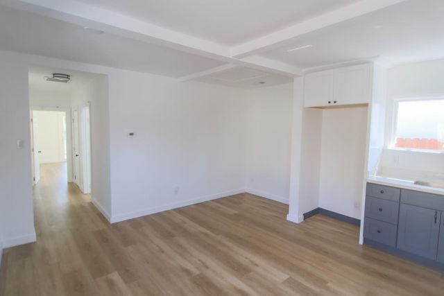 7114 Halliday, Oakland, CA 94605