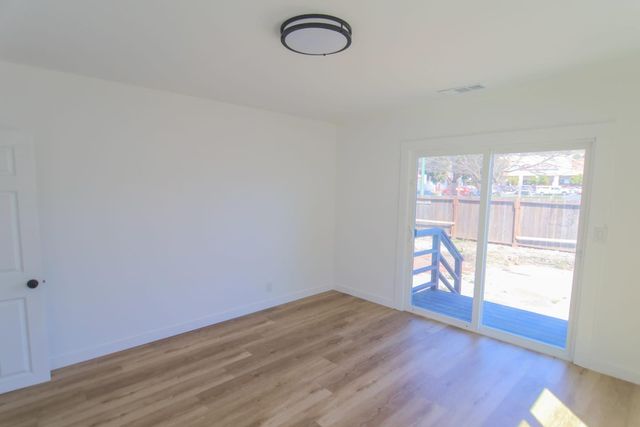 7114 Halliday, Oakland, CA 94605