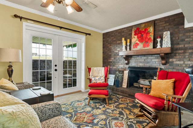 1743 Lake Wood Circle, Hixson, TN 37343