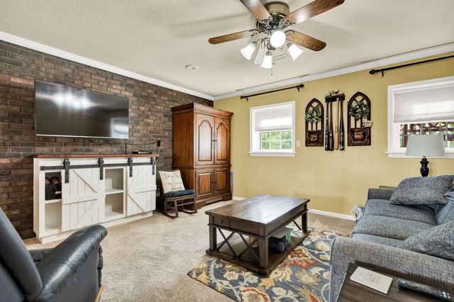 1743 Lake Wood Circle, Hixson, TN 37343