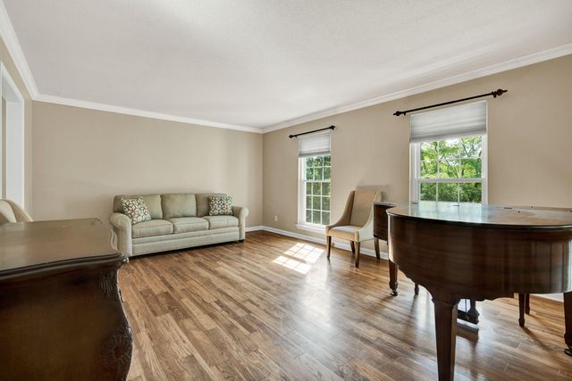 1743 Lake Wood Circle, Hixson, TN 37343