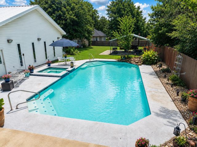 416 W Division Street, Jewett, TX 75846