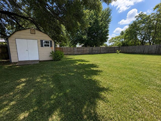 416 W Division Street, Jewett, TX 75846