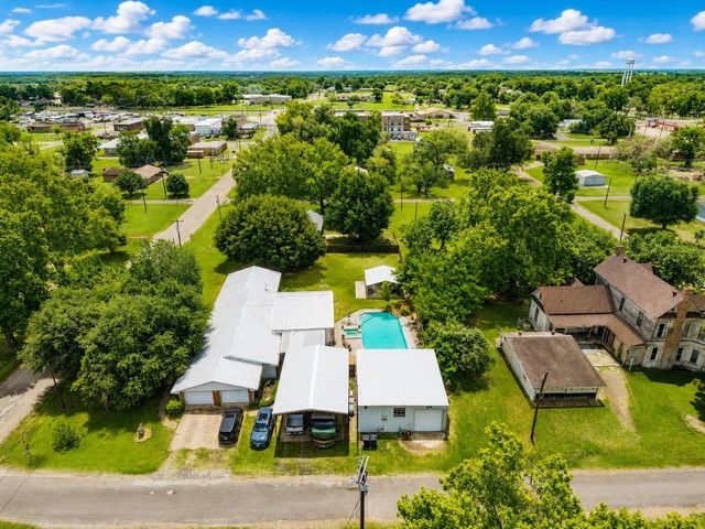 416 W Division Street, Jewett, TX 75846
