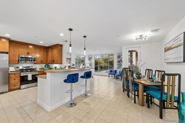 1019 Costa Pacifica Way 1111, Oceanside, CA 92054