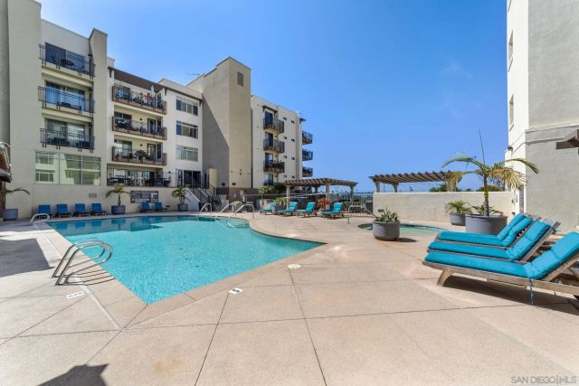 1019 Costa Pacifica Way 1111, Oceanside, CA 92054