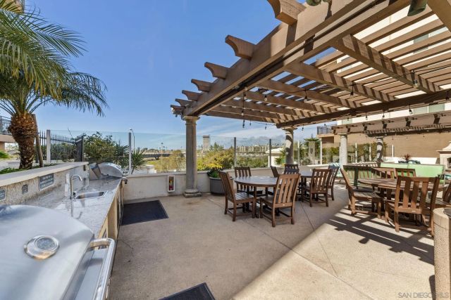 1019 Costa Pacifica Way 1111, Oceanside, CA 92054