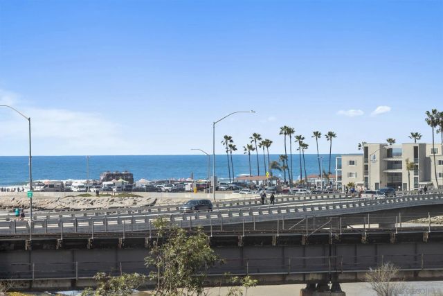 1019 Costa Pacifica Way 1111, Oceanside, CA 92054