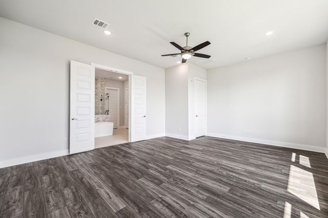 10314 Forest Lake Drive, Sienna Plantation, TX 77459