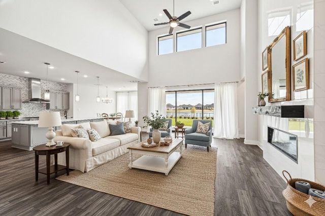 10314 Forest Lake Drive, Sienna Plantation, TX 77459