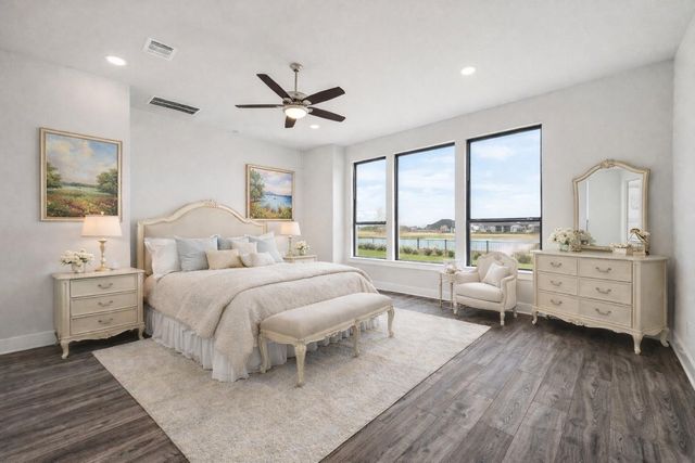 10314 Forest Lake Drive, Sienna Plantation, TX 77459