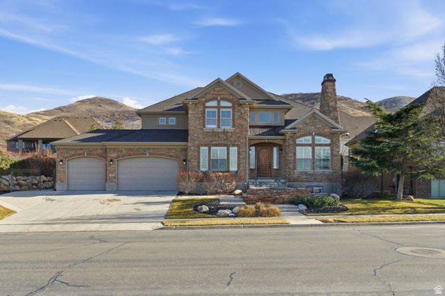 843 N EAGLEPOINTE DR, North Salt Lake, UT 84054