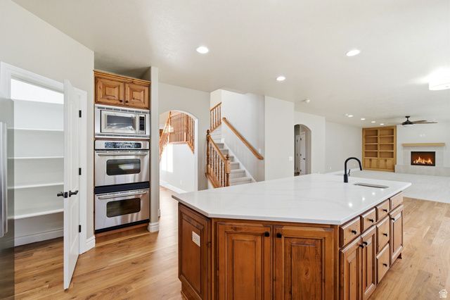 843 N EAGLEPOINTE DR, North Salt Lake, UT 84054