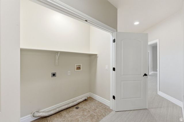 843 N EAGLEPOINTE DR, North Salt Lake, UT 84054