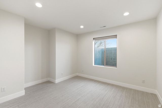 843 N EAGLEPOINTE DR, North Salt Lake, UT 84054