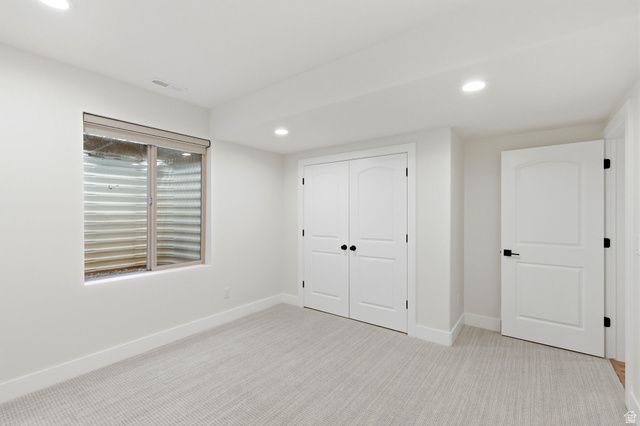 843 N EAGLEPOINTE DR, North Salt Lake, UT 84054