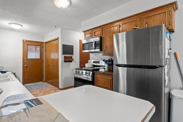 4832 Flag Avenue N, New Hope, MN 55428