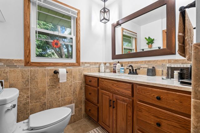 4832 Flag Avenue N, New Hope, MN 55428