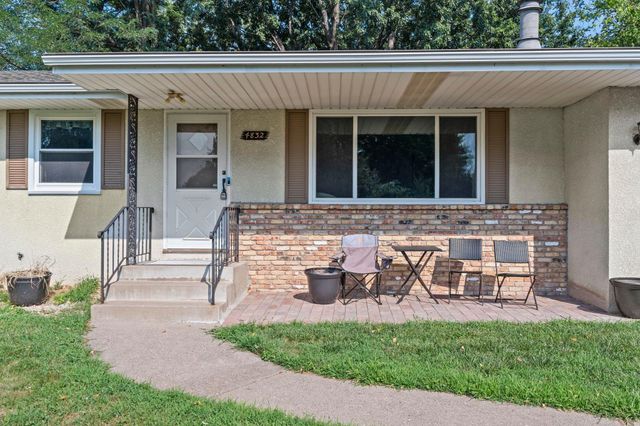4832 Flag Avenue N, New Hope, MN 55428