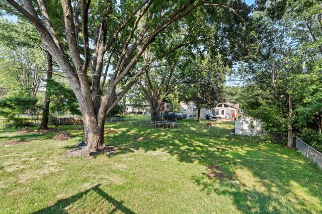 4832 Flag Avenue N, New Hope, MN 55428