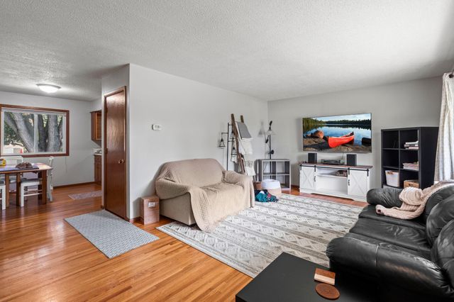 4832 Flag Avenue N, New Hope, MN 55428