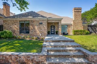 6023 Steamboat, Dallas, TX 75230