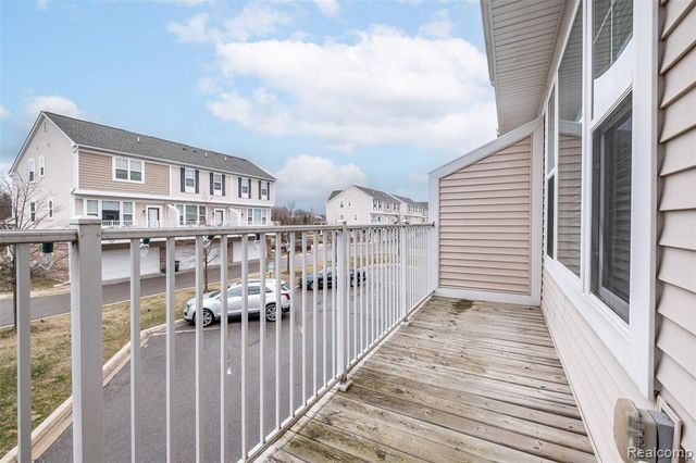 4580 Bradley Circle 24, Troy, MI 48085