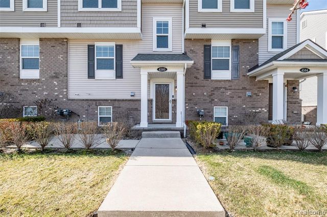 4580 Bradley Circle 24, Troy, MI 48085