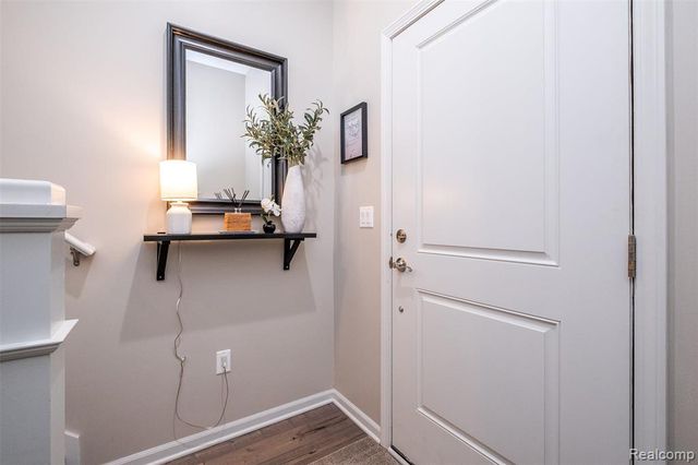 4580 Bradley Circle 24, Troy, MI 48085