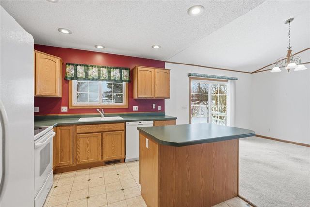 1736 Rodao Drive, River Falls, WI 54022