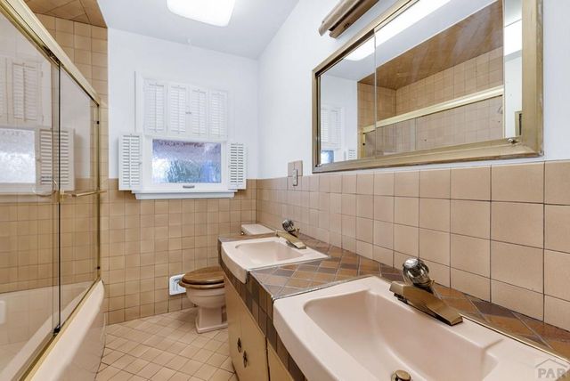 520 Linda Vista Ave, Pueblo, CO 81005