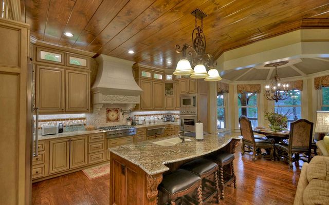 474 Stewart Camp Point Road, Blue Ridge, GA 30513