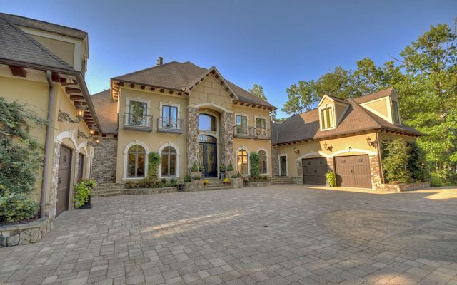 474 Stewart Camp Point Road, Blue Ridge, GA 30513