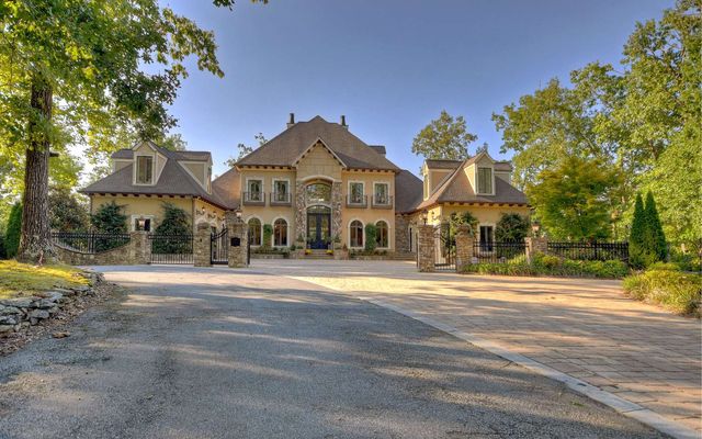 474 Stewart Camp Point Road, Blue Ridge, GA 30513