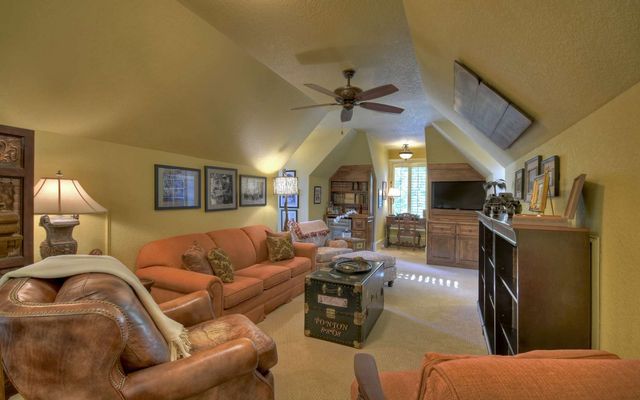 474 Stewart Camp Point Road, Blue Ridge, GA 30513
