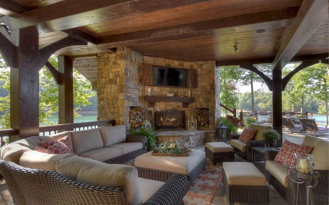 474 Stewart Camp Point Road, Blue Ridge, GA 30513