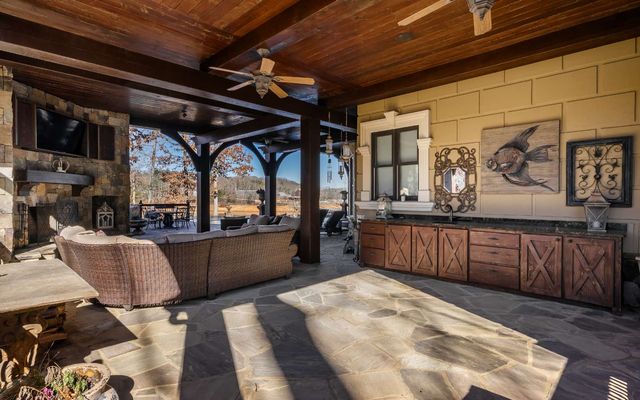 474 Stewart Camp Point Road, Blue Ridge, GA 30513
