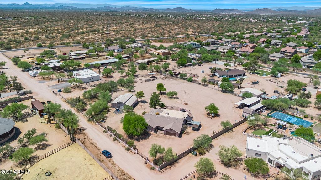 28414 N 54TH Street, Cave Creek, AZ 85331 — photo 2