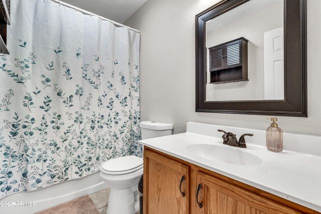 31339 N BLACKFOOT Drive, San Tan Valley, AZ 85143