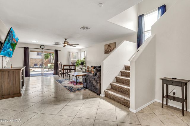 31339 N BLACKFOOT Drive, San Tan Valley, AZ 85143