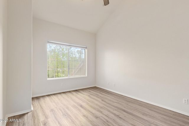 1633 E LAKESIDE Drive 66, Gilbert, AZ 85234