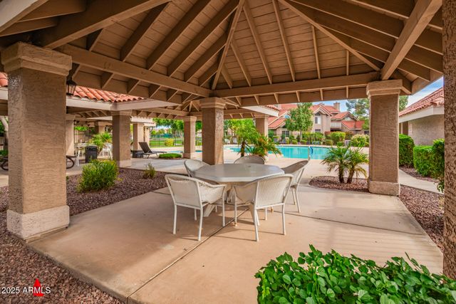 1633 E LAKESIDE Drive 66, Gilbert, AZ 85234