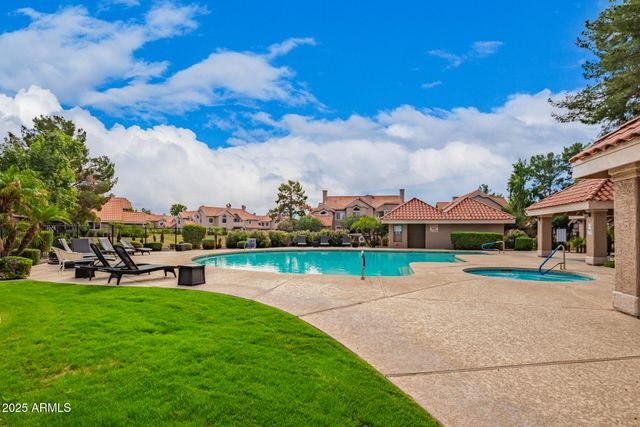 1633 E LAKESIDE Drive 66, Gilbert, AZ 85234