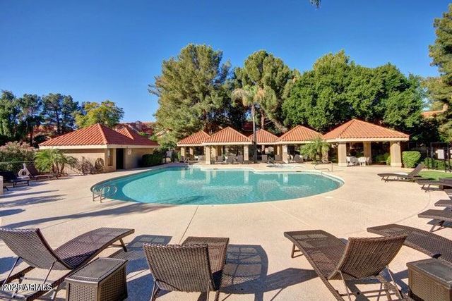 1633 E LAKESIDE Drive 66, Gilbert, AZ 85234