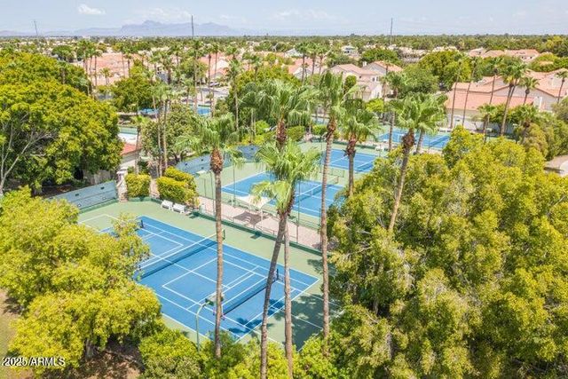 1633 E LAKESIDE Drive 66, Gilbert, AZ 85234