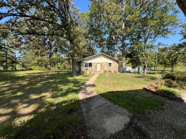5089 County Road 4610, Pomona, MO 65789